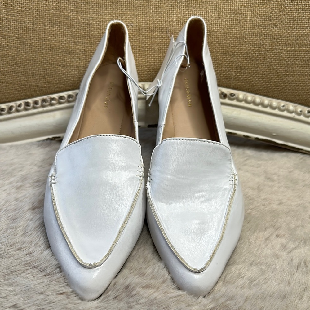 attention White Pointed Leather Slip-On Flats with Trim Detail